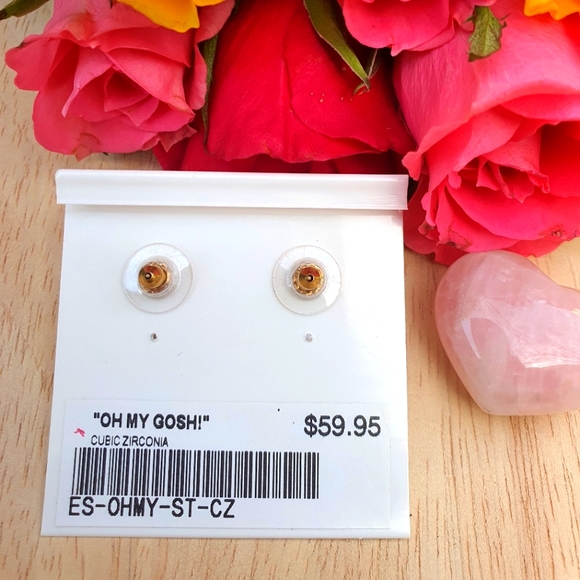 FAC cubic zirconia, stud earnings - Picture 3 of 7